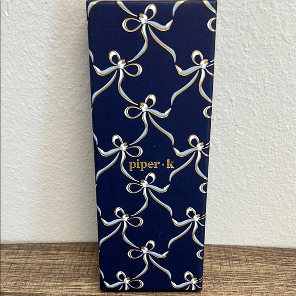 Piper K Teapot Vintage Style Bag Charm 🫖💙 - Picture 3 of 10